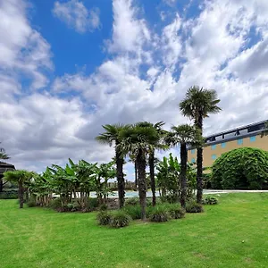 Royal Garden Milano Отель