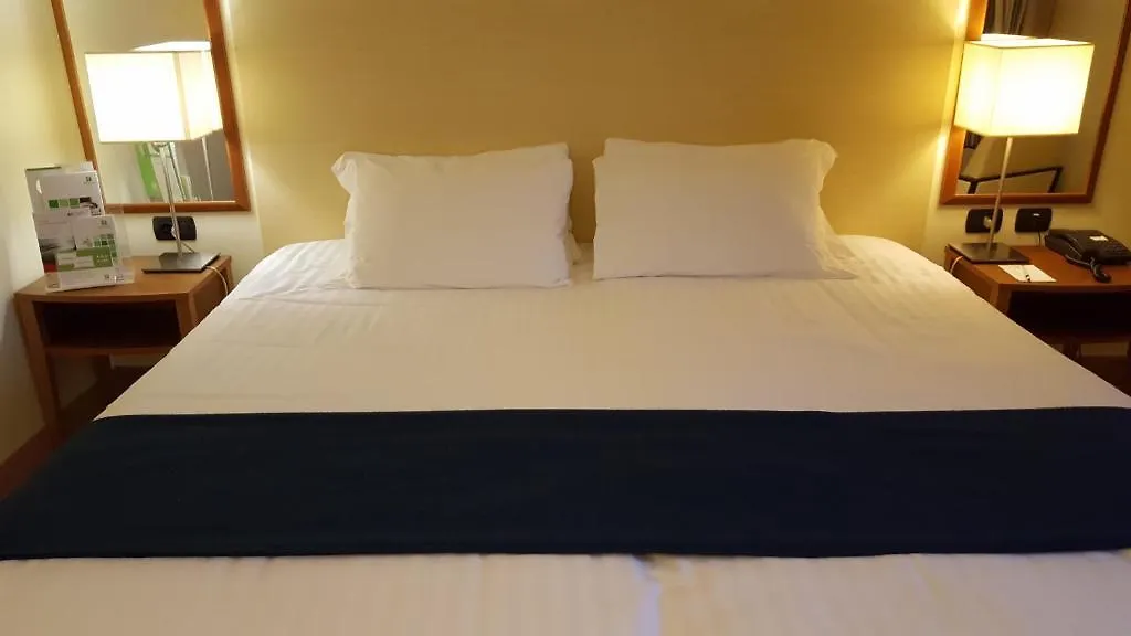 **** Hotel Belstay Milano Assago Italien